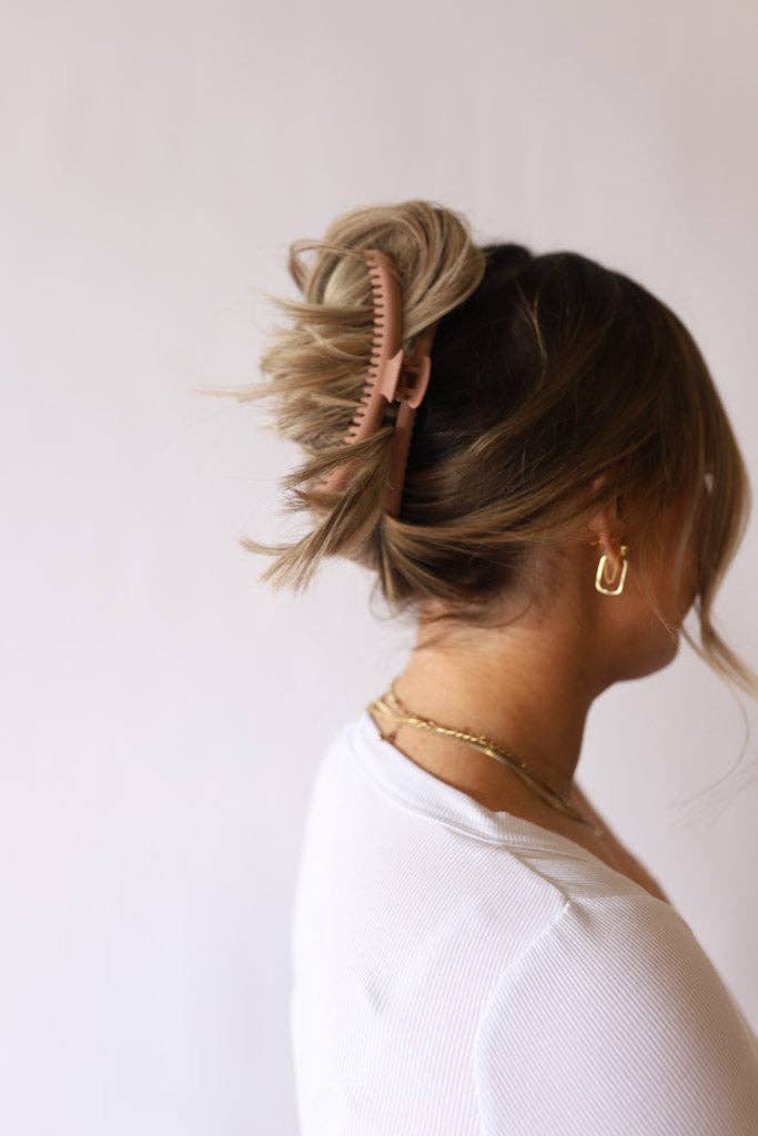 MATTE ORIGINAL HOLD EVERYTHING CLAW (21 COLORS): LIGHT PINK