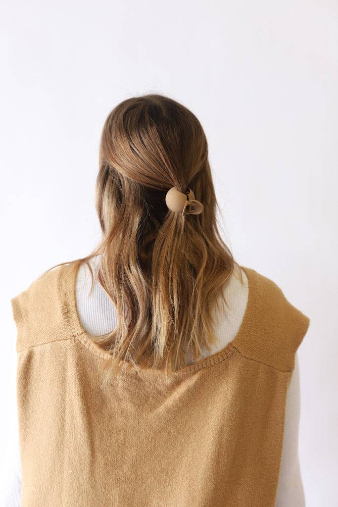 BUBBLE CLAWS (7 COLORS): BONE