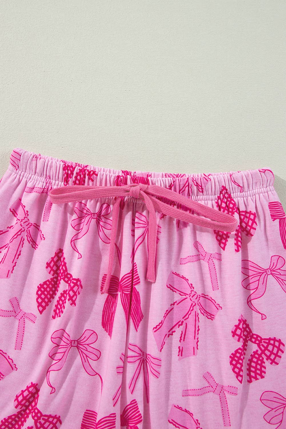 Bow Print Half Sleeve Shirt and Shorts Pajamas Set: Pink / Missy / L