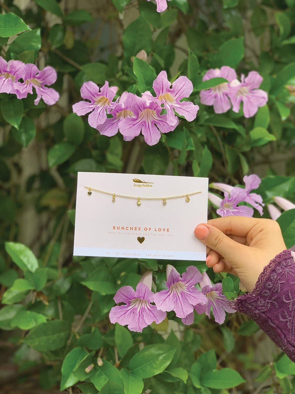 Dangle Necklace Gold - BUNCHES OF LOVE