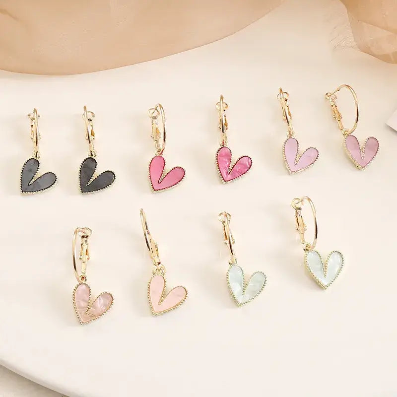 Heart Dangle Colored Earrings: Black