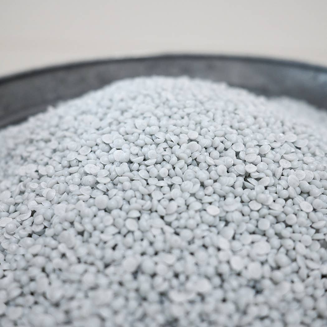 Soy Wax Scented Beads - 2lb Refill for A La Carte Candle Bar: Holiday Home