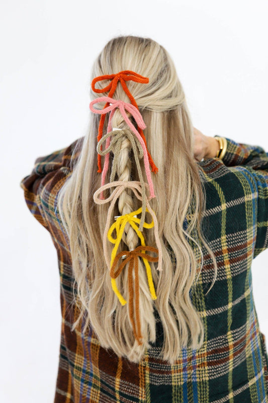 CROCHET BOW ( 6 COLORS ): TAN / Clip