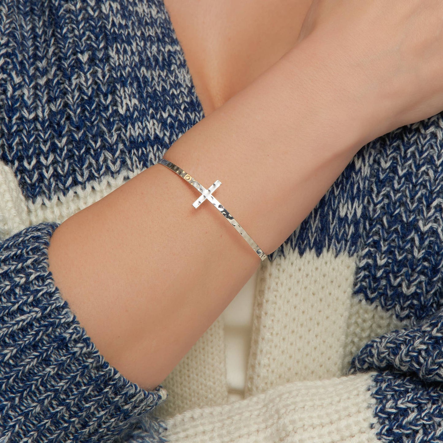 Terra Inspirational Cross Bangle Bracelet: Yellow Gold