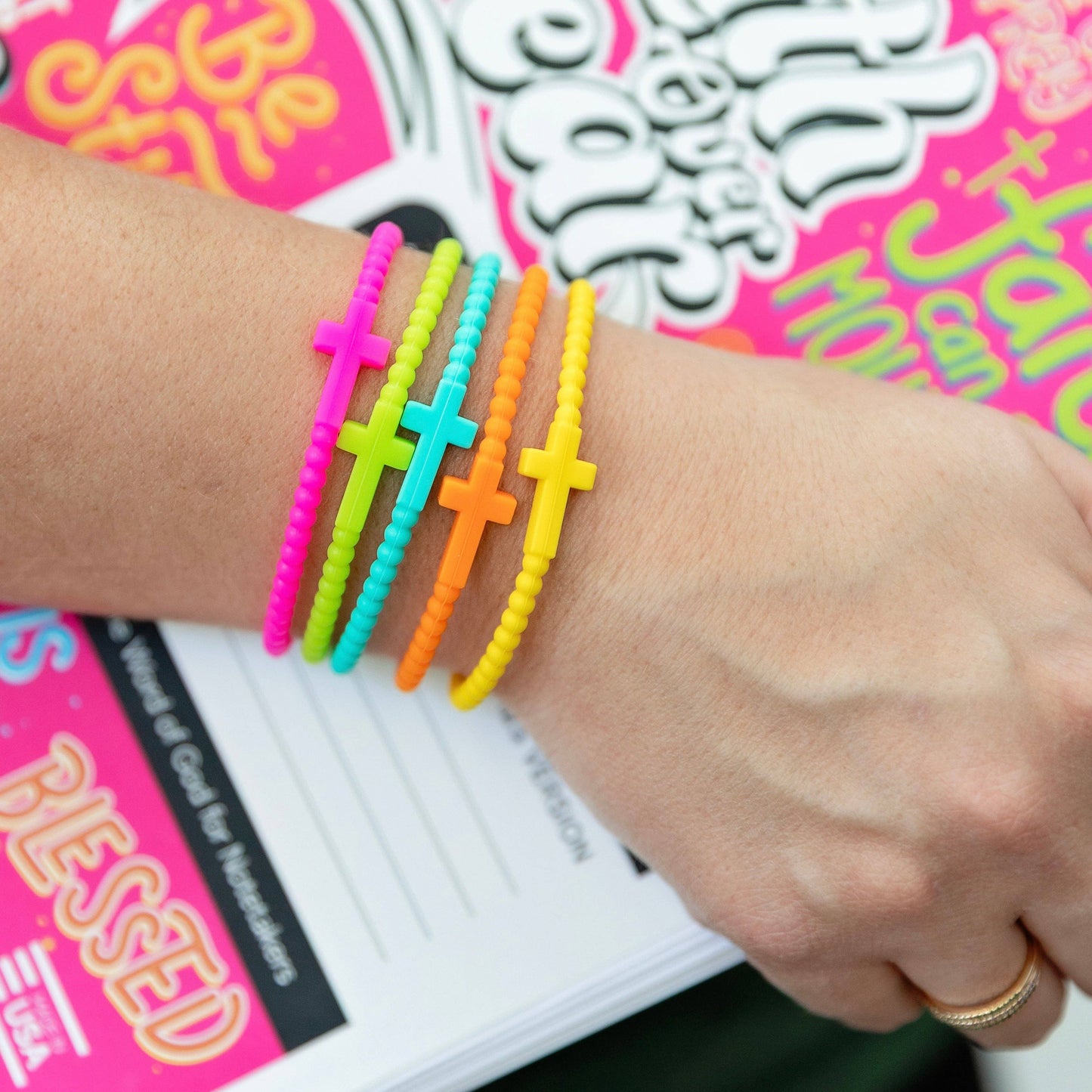 Jesus Bracelets - 5 Packs: Serene / Large