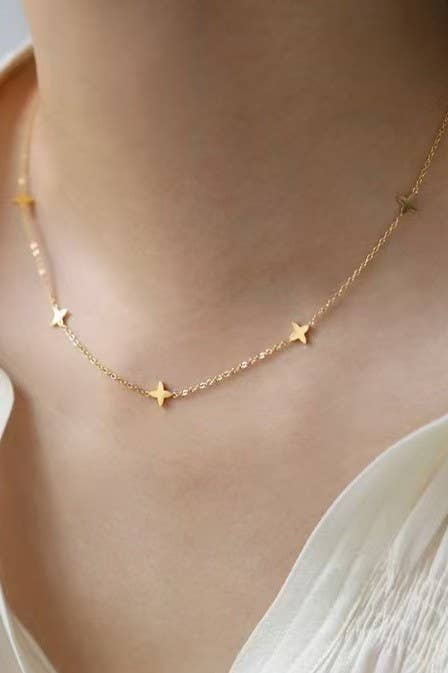 TITANIUM  STEEL NON-TARNISH MINI CROSS NECKLACE | 40NK344: GOLD