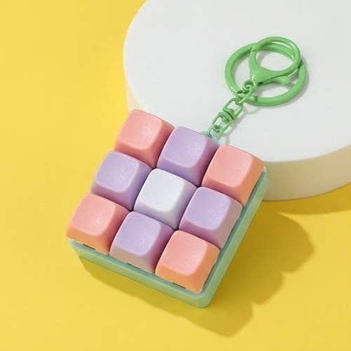 Keyboard Fidget Stress Relief Keychain | 40KC182: LAVENDER