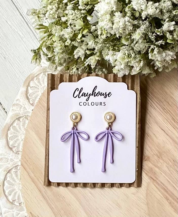 Spring Bow Earrings : Cream