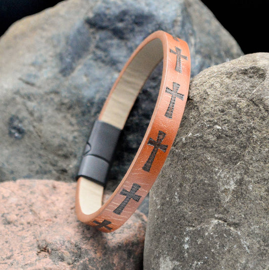 Cross Wine Stamped - Eden Merry Bracelet