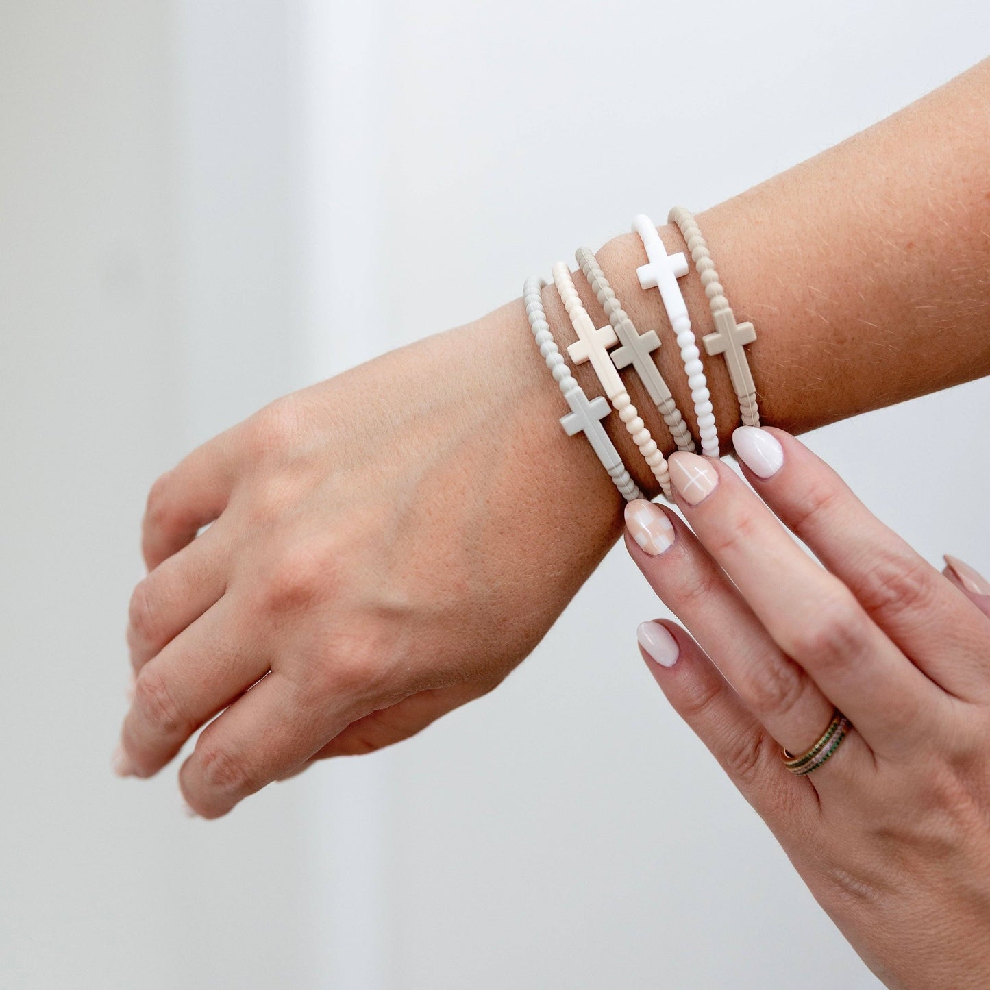 Jesus Bracelets - 5 Packs: Serene / Large