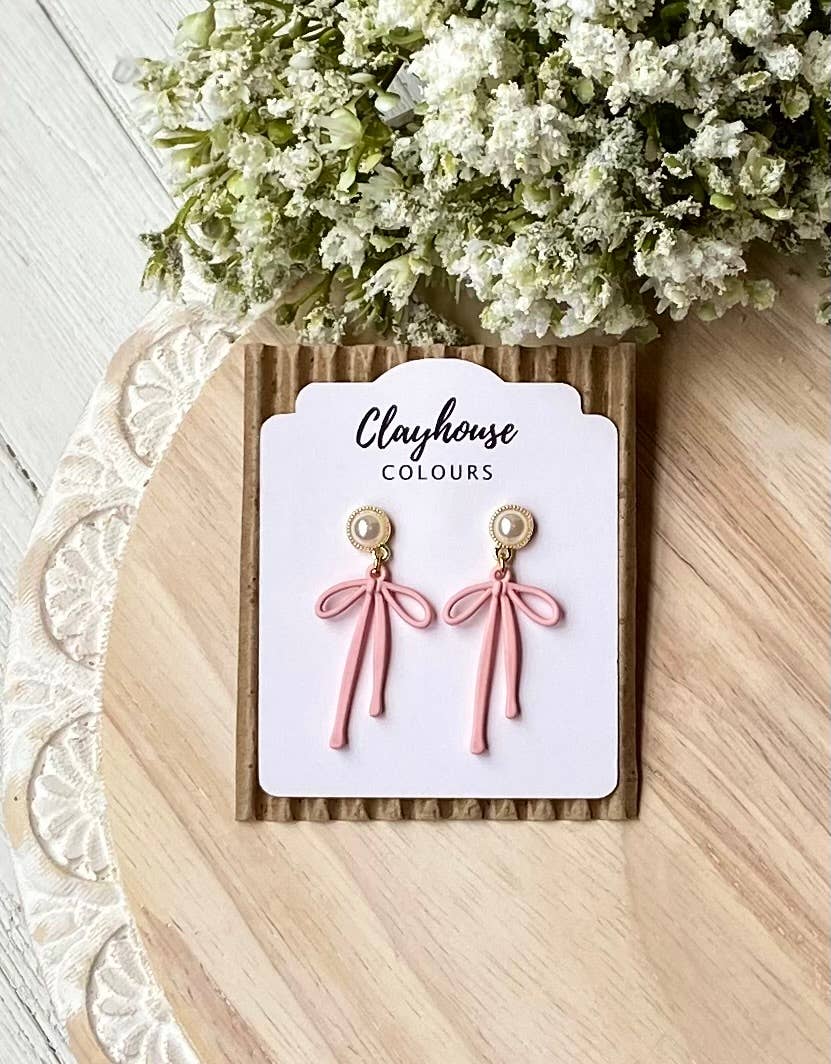 Spring Bow Earrings : Cream