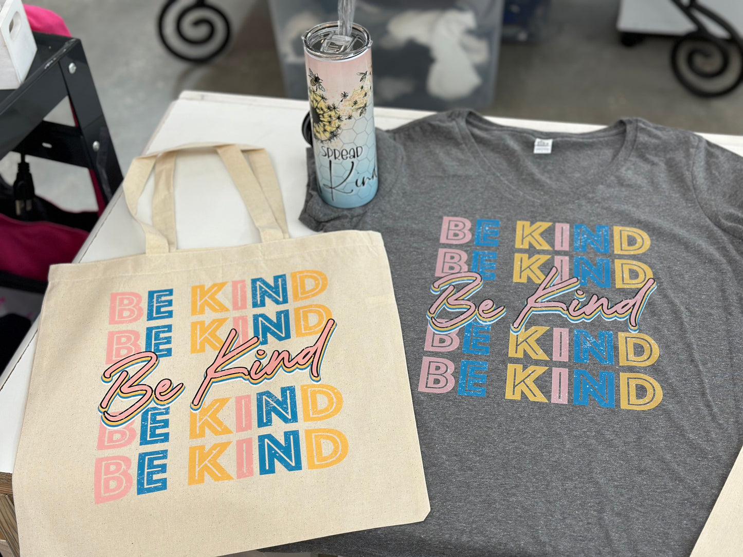 Be Kind Vintage Design